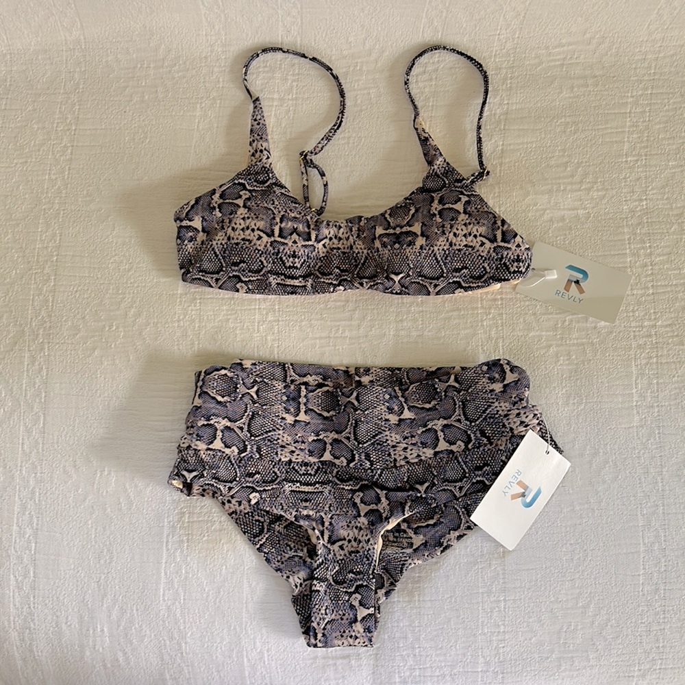 Revly swim suit brand new